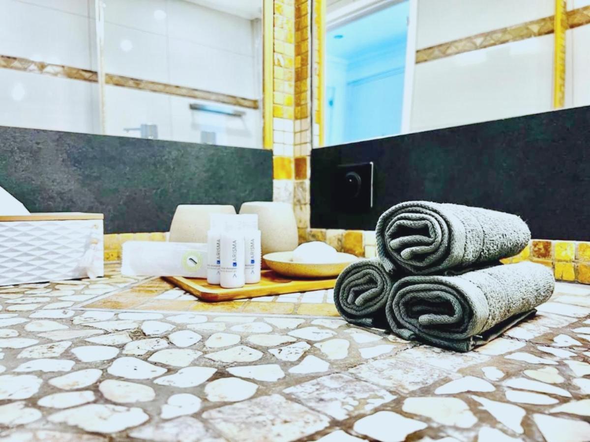 Magnifique Appartement Le Cannet,Cannes, Parking, Wifi エクステリア 写真